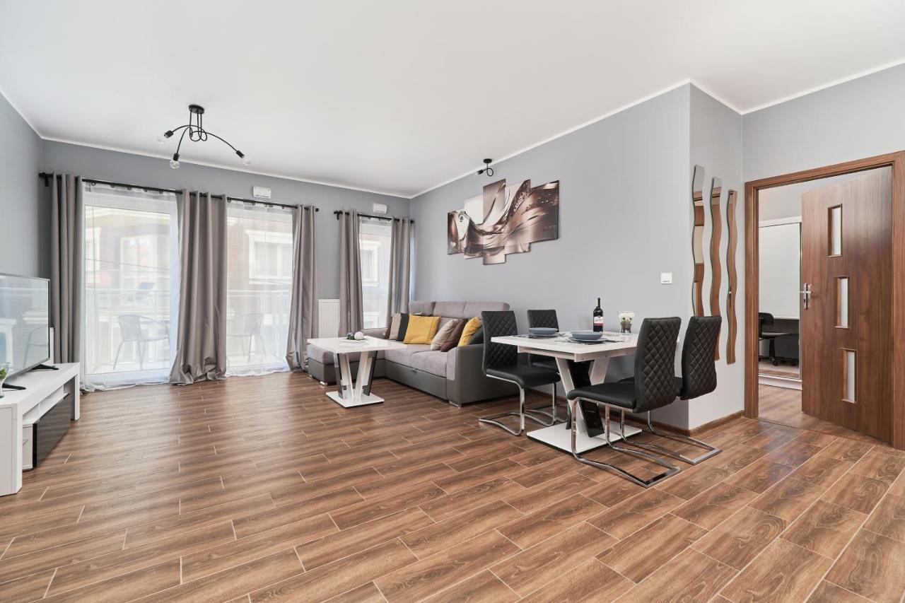Apartments Wroclaw Jana Pawla II With Free Parking Wroclaw By Noclegi Renters ภายนอก รูปภาพ
